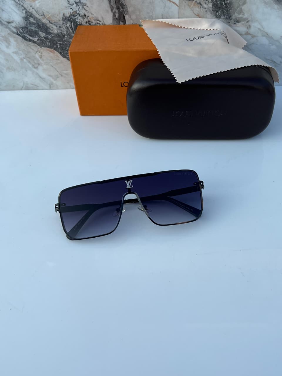 WG Louis vuitto_n 0500