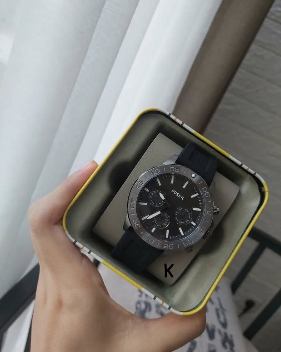 WG Fossiil Minimalist Chronograph Watch